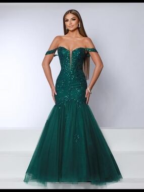 2 Cute Off-Shoulder Emerald Green Sequin Mermaid Gown